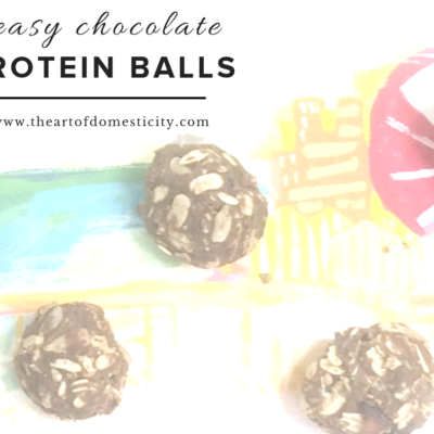 Easy Chocolate Protein Balls